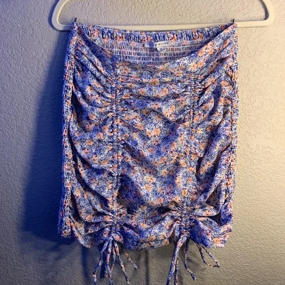 Two piece Dress - Picture 3 of 3